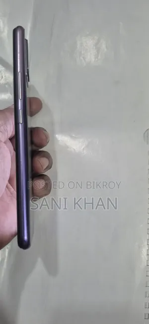 Vivo V20 128 GB Blue