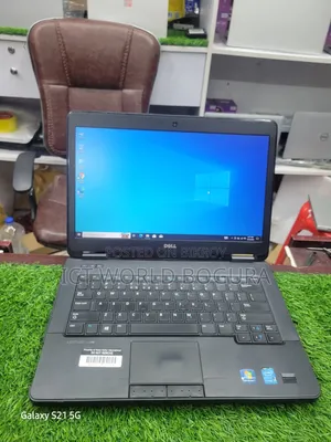 Dell Laptop 4GB Intel Core i5 Solid State Drive 128GB