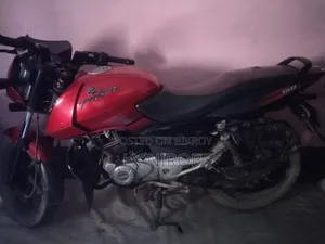 Bajaj Pulsar 150 2016 Red
