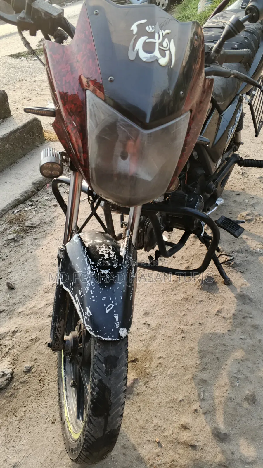 দায়ুন ডিওয়াই১০০-এ ২০১৮ কালো