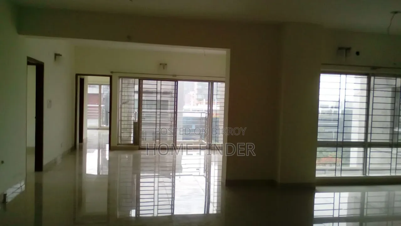 4 Bedroom Apartment in Gulshan for rent