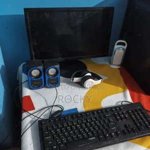 Desktop Computer 4GB Intel Core i5 HDD+SSD 128GB