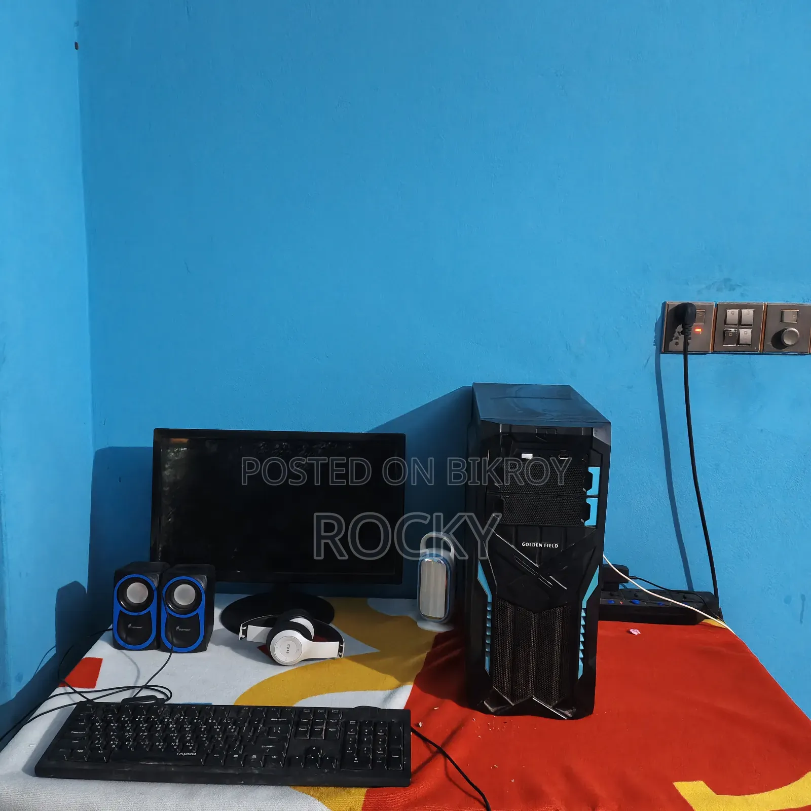 Desktop Computer 4GB Intel Core i5 HDD+SSD 128GB