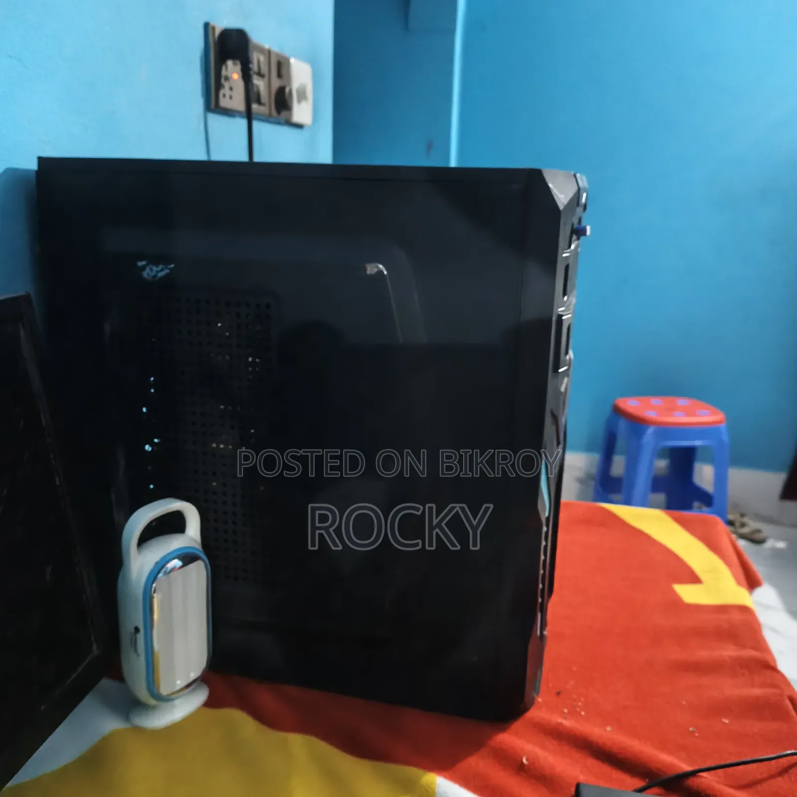 Desktop Computer 4GB Intel Core i5 HDD+SSD 128GB