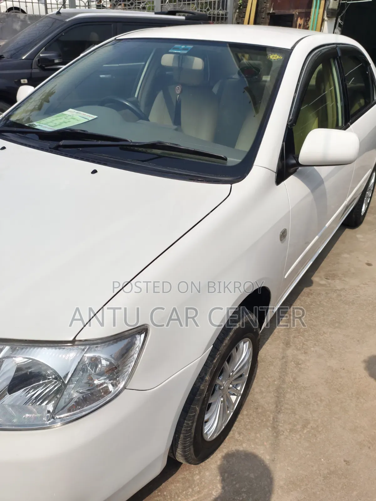 Toyota Corolla RunX 2005 White