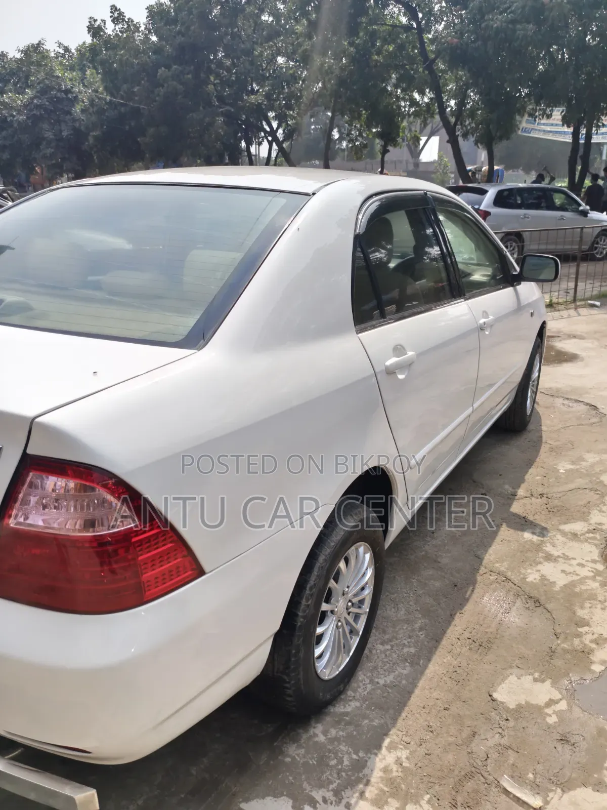 Toyota Corolla RunX 2005 White