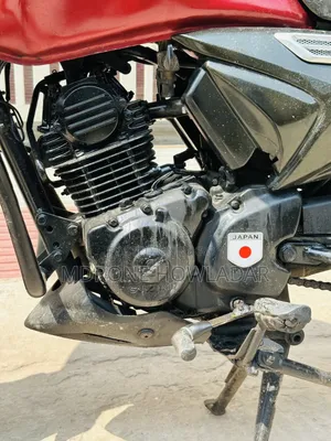 Suzuki Hayate 2015 Red