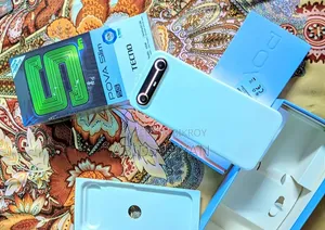 Tecno Pova Slim 5G 256 GB Blue