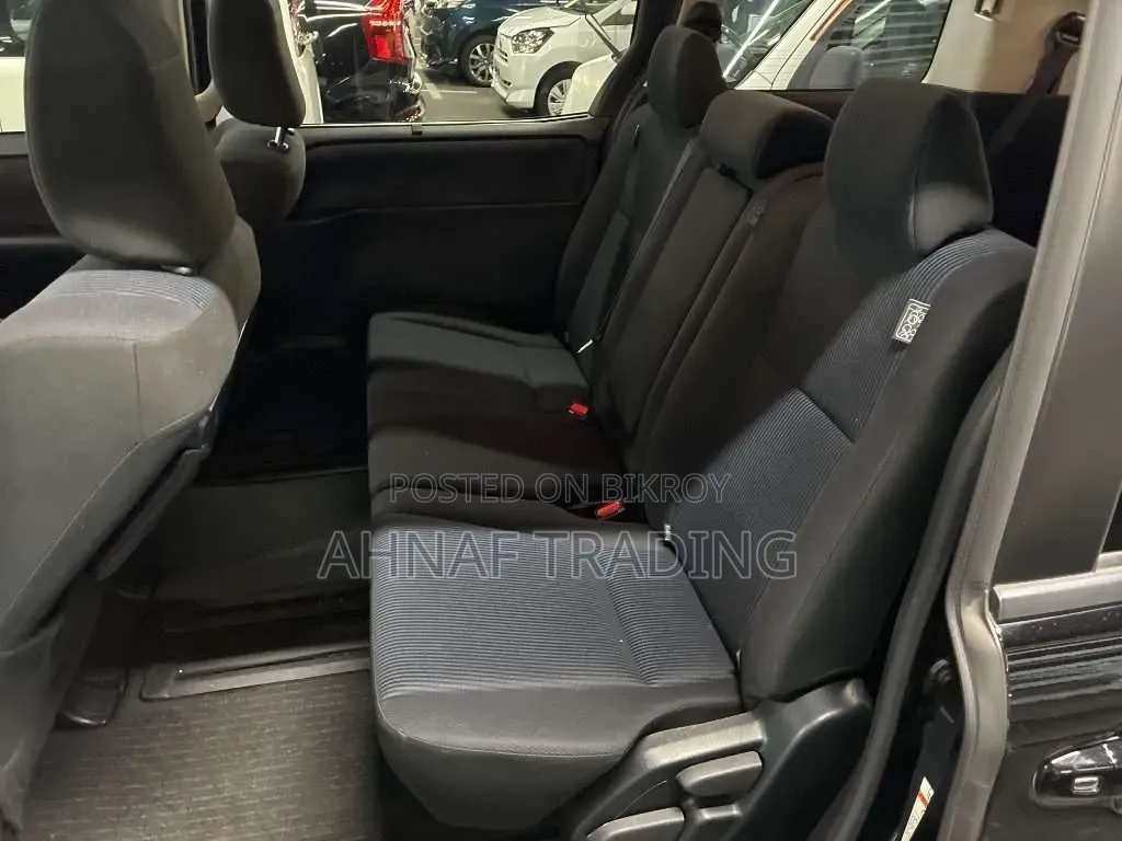 Toyota Noah 2021 Black