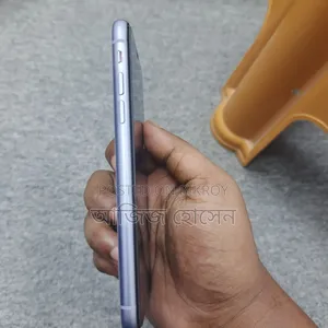 Apple iPhone 11 64 GB