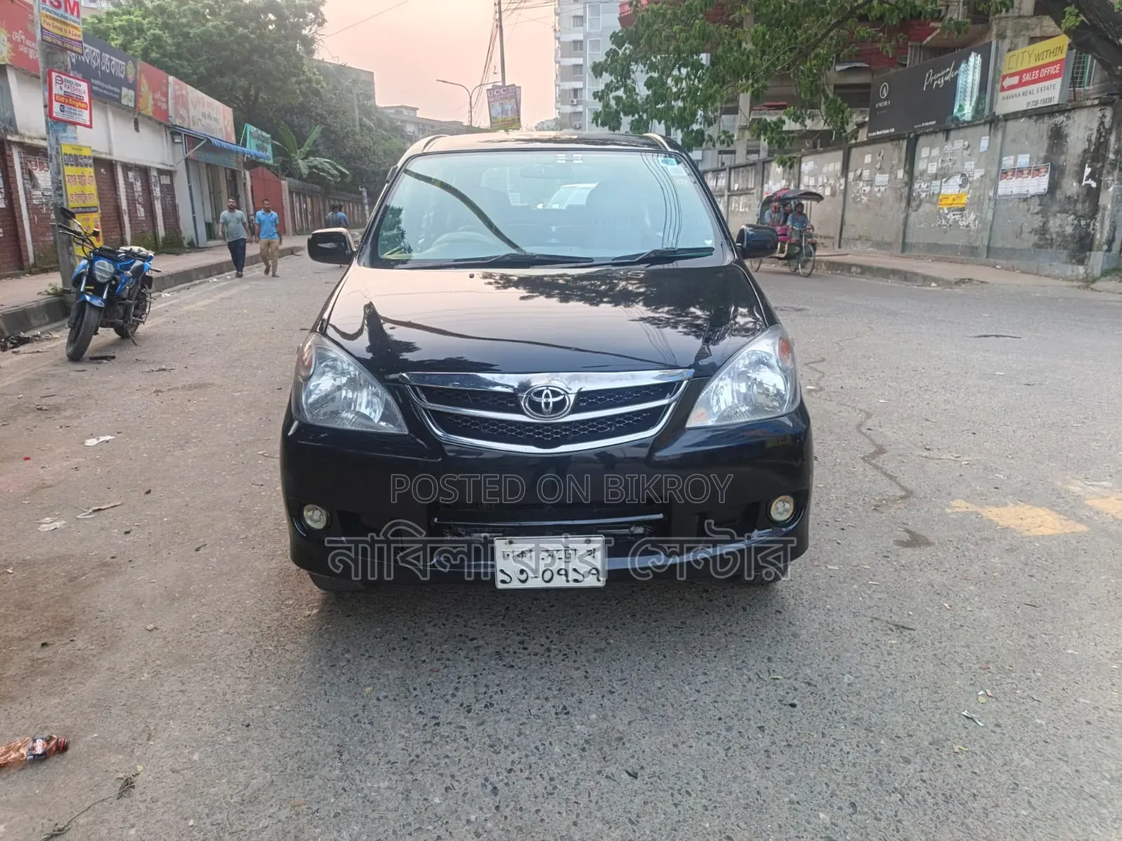 Toyota Avanza 2010 Black