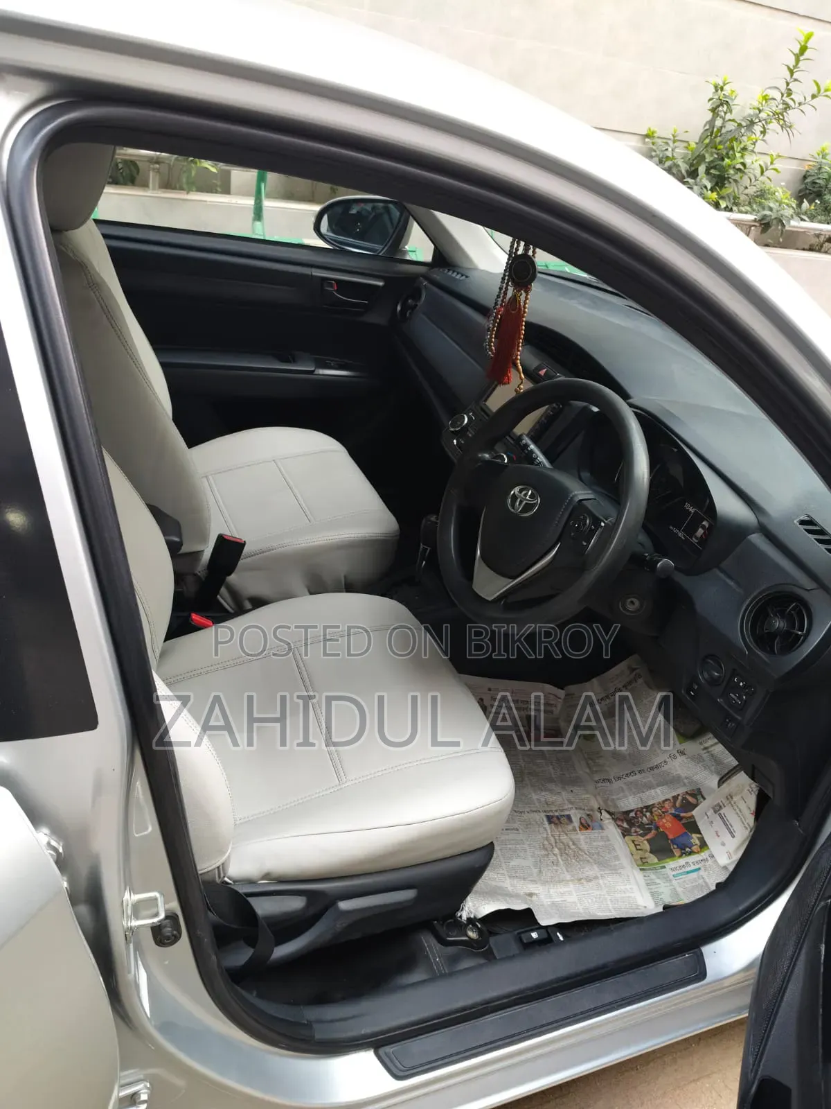 Toyota Axio 1.5 Hybrid 2WD 2015 Silver