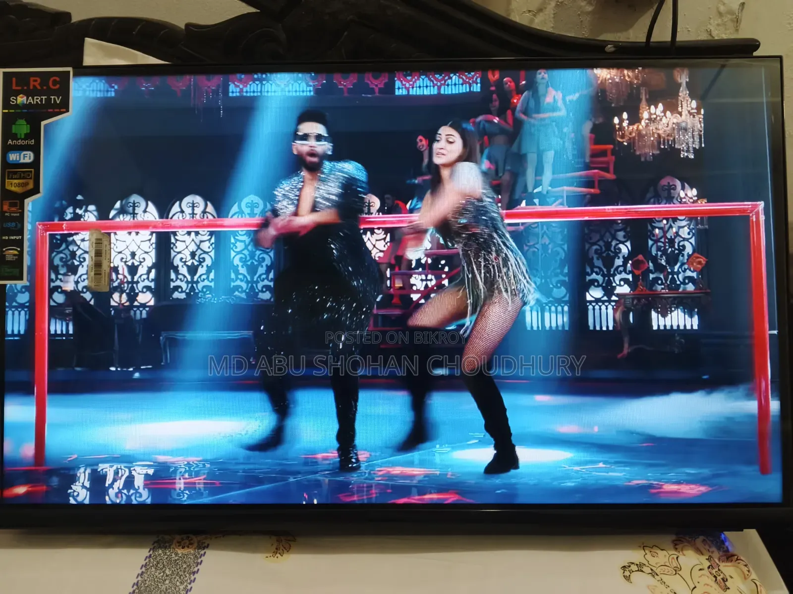 SIKO Smart TV 32 inch Borderless 2/16 GB Free Dish