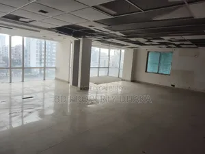 গুলশানে ৬১০০ বর্গফুটের খোলা বাণিজ্যিক স্থান ভাড়া