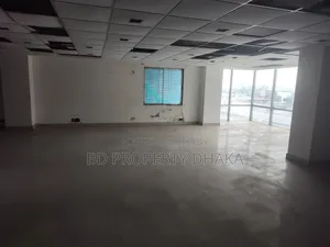 গুলশানে ৬১০০ বর্গফুটের খোলা বাণিজ্যিক স্থান ভাড়া