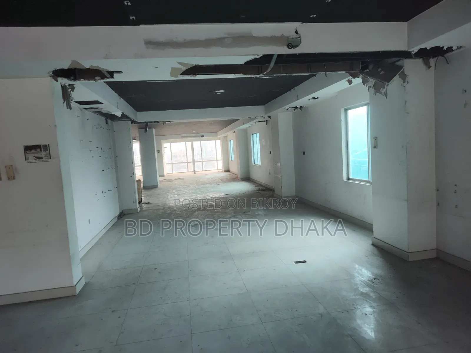 12200 SQFT Open Commercial Space Rent in Gulshan
