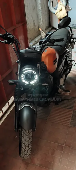 ইয়ামাহা এফজেড-এক্স ২০২৪ কমলা