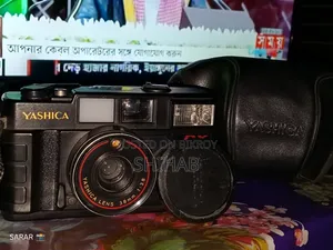 Yashica MF-2 Super DX Vintage 35mm Film Camera With Original Pouch