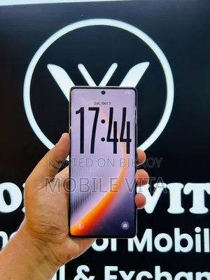 Tecno Pova Curve 256 GB Silver