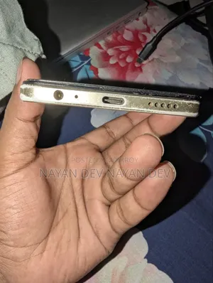 Vivo Y16 64 GB Gold