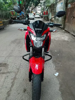 হোন্ডা হর্নেট ২০২৩ রেড