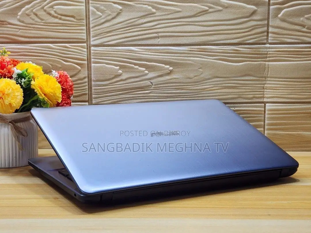 Laptop Asus 4GB Intel SSD 500GB