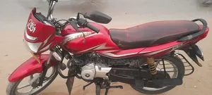 বাজাজ প্ল্যাটিনা ১০০ ২০১৯ লাল
