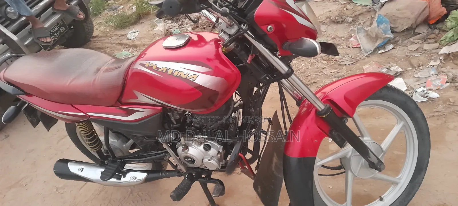 বাজাজ প্ল্যাটিনা ১০০ ২০১৯ লাল
