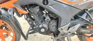 Honda Hornet 2021 Orange