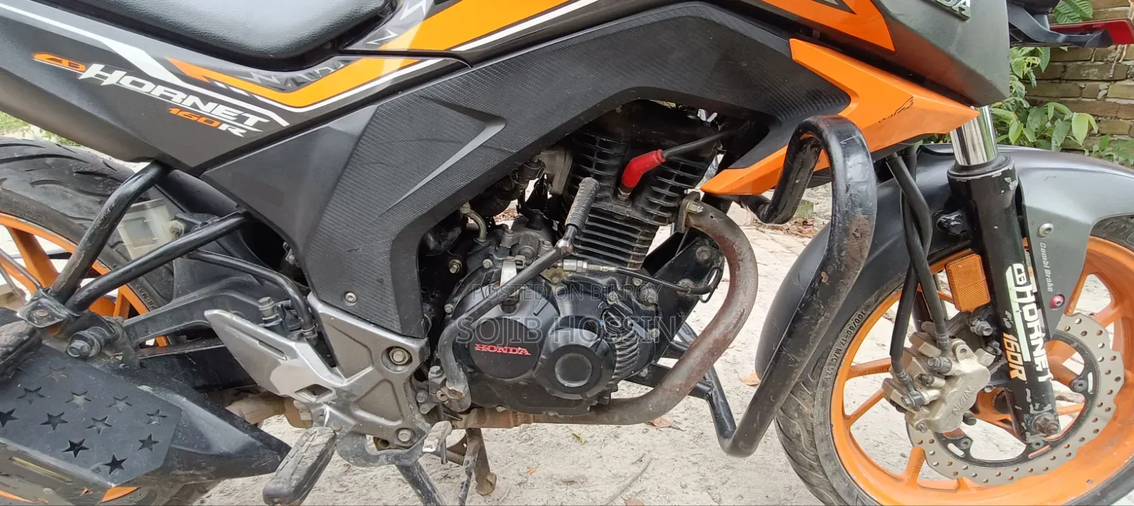 Honda Hornet 2021 Orange