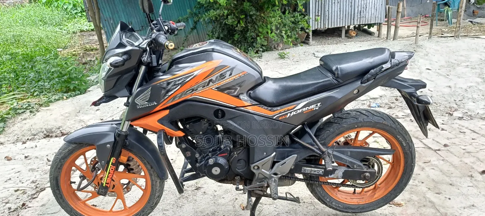 Honda Hornet 2021 Orange