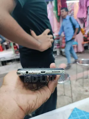 Vivo Y17 256 GB Bronze
