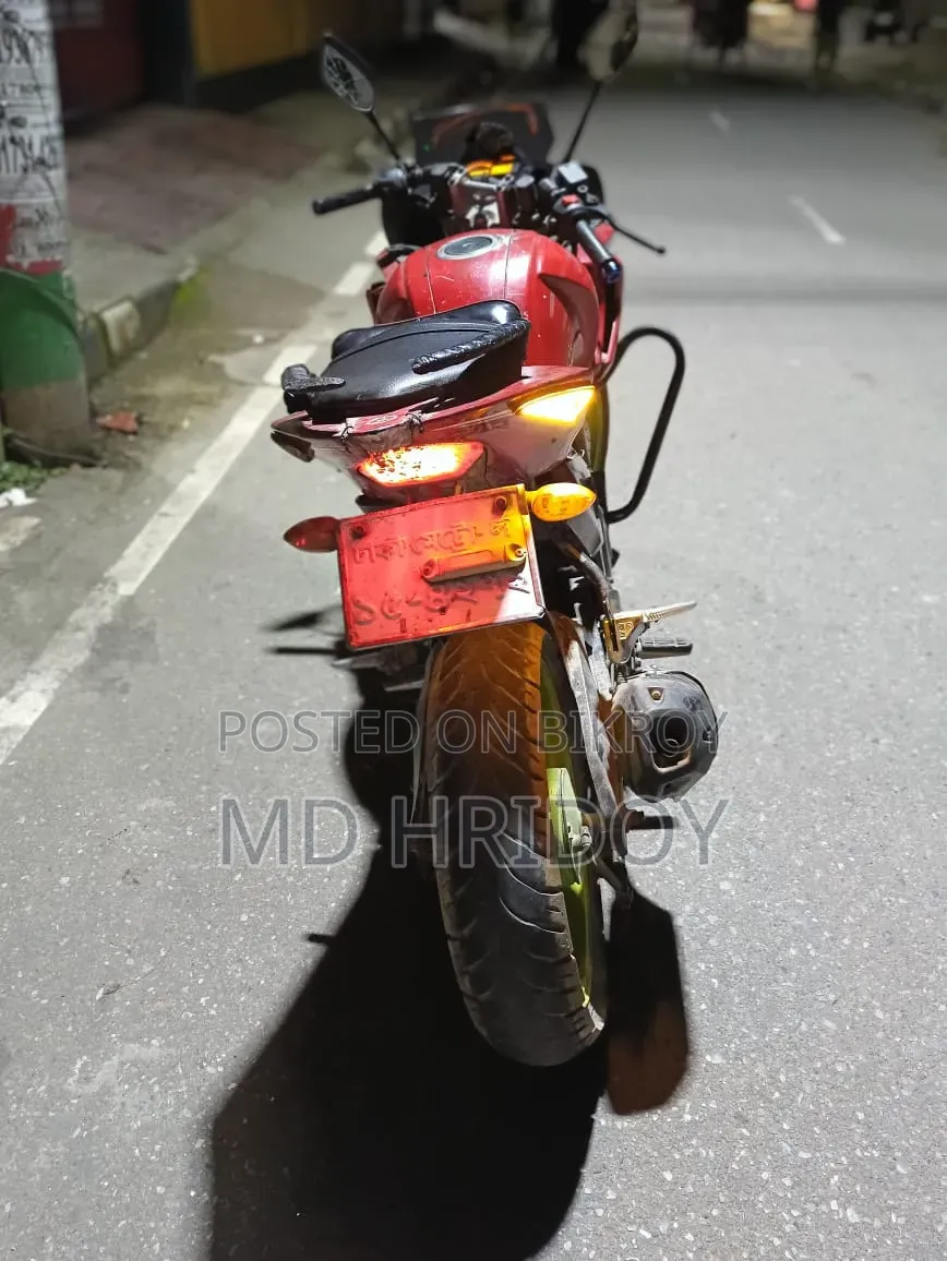 Yamaha Fazer V1 2010 Red
