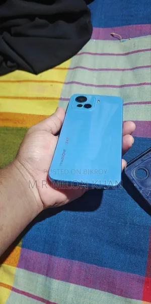 Symphony Z47 64 GB Blue