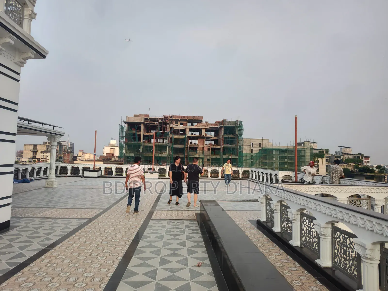 20-Bedroom House in Gulshan for Rent
