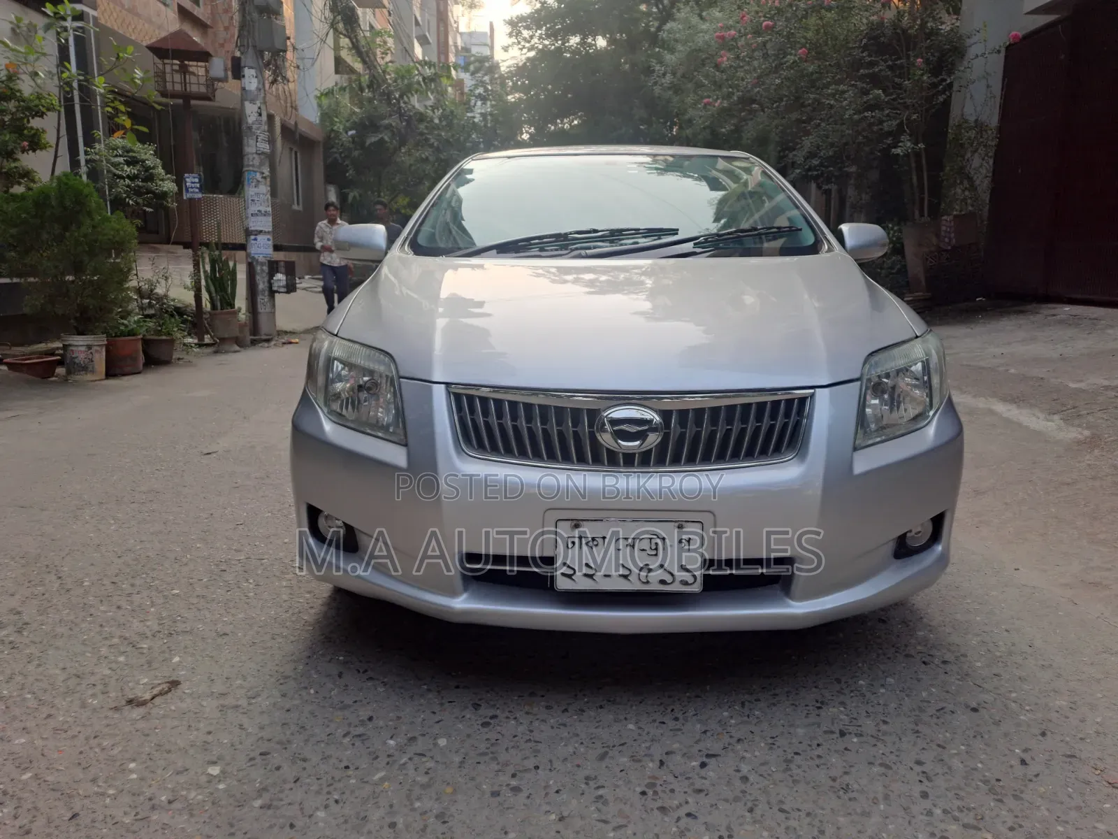 Toyota Axio 2010 Silver