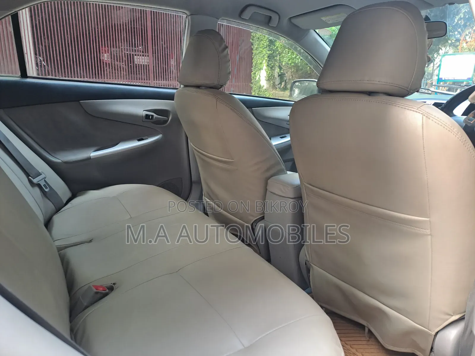 Toyota Axio 2010 Silver