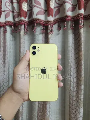 Apple iPhone 11 64 GB Yellow