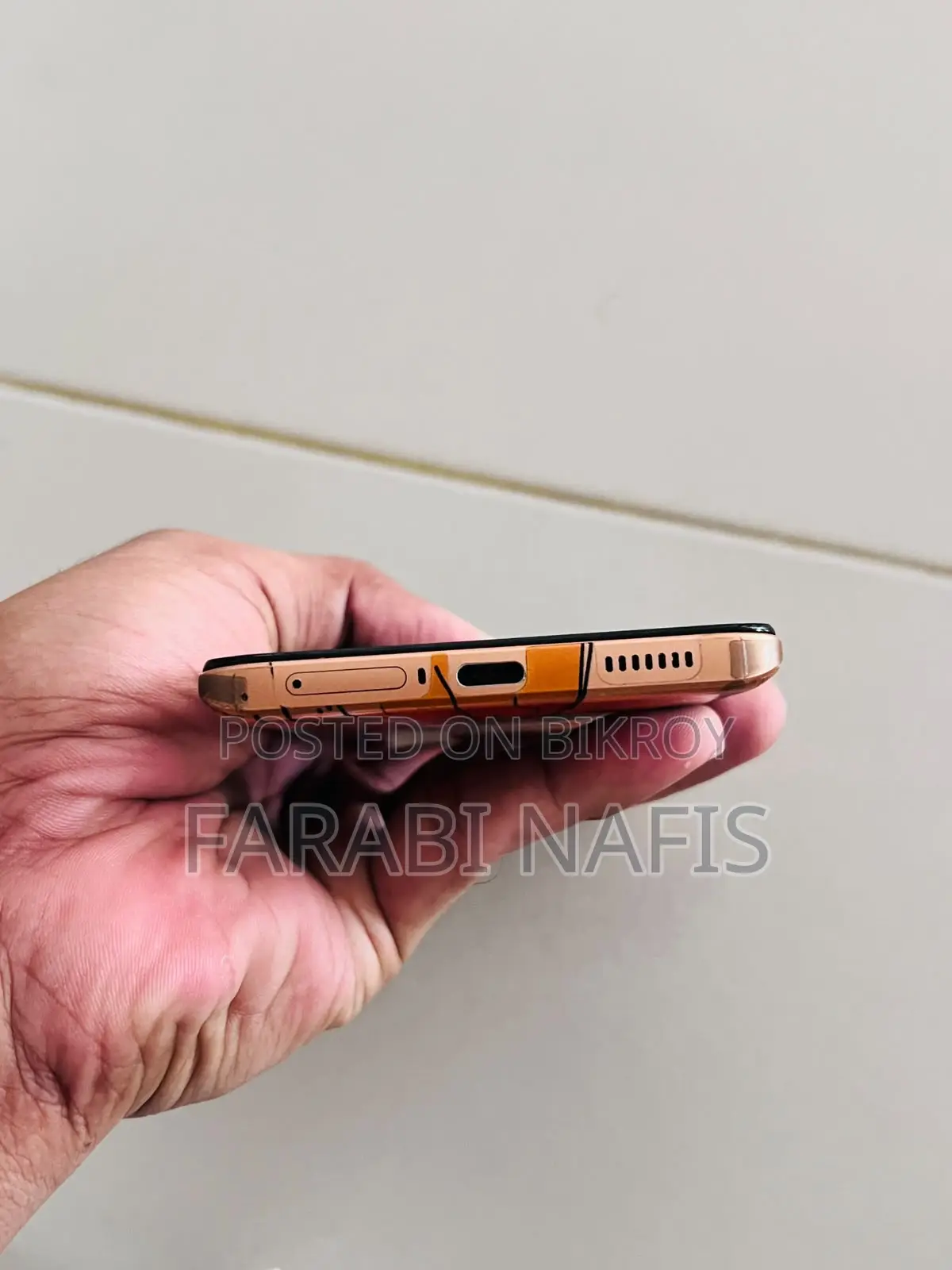 ভিভো আইকিউওও নিও ৭ প্রো ১২৮ জিবি কমলা