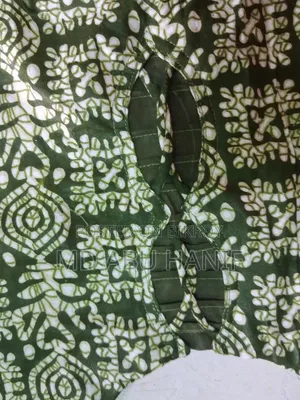 কাস্টমাইজ করে জামা বানানো হয়