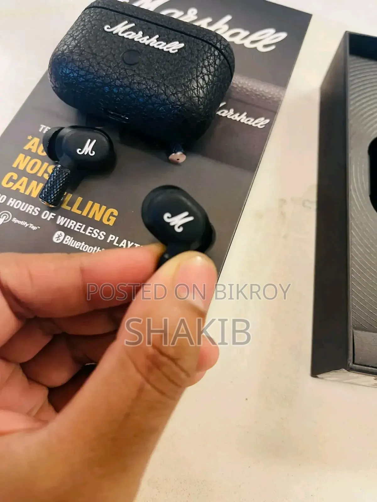 Marshall Motif II A.N.C. Wireless Earbuds With Box