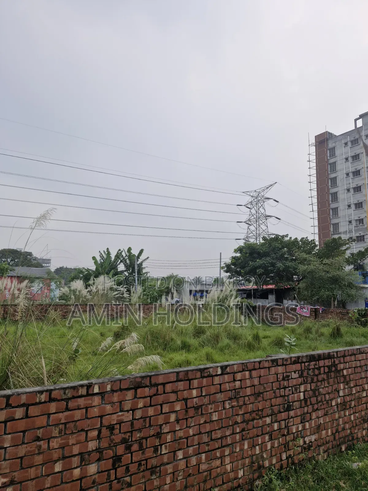 7.75 katha corner plot for sale at Road No. 5, Block K, Aftabnagar