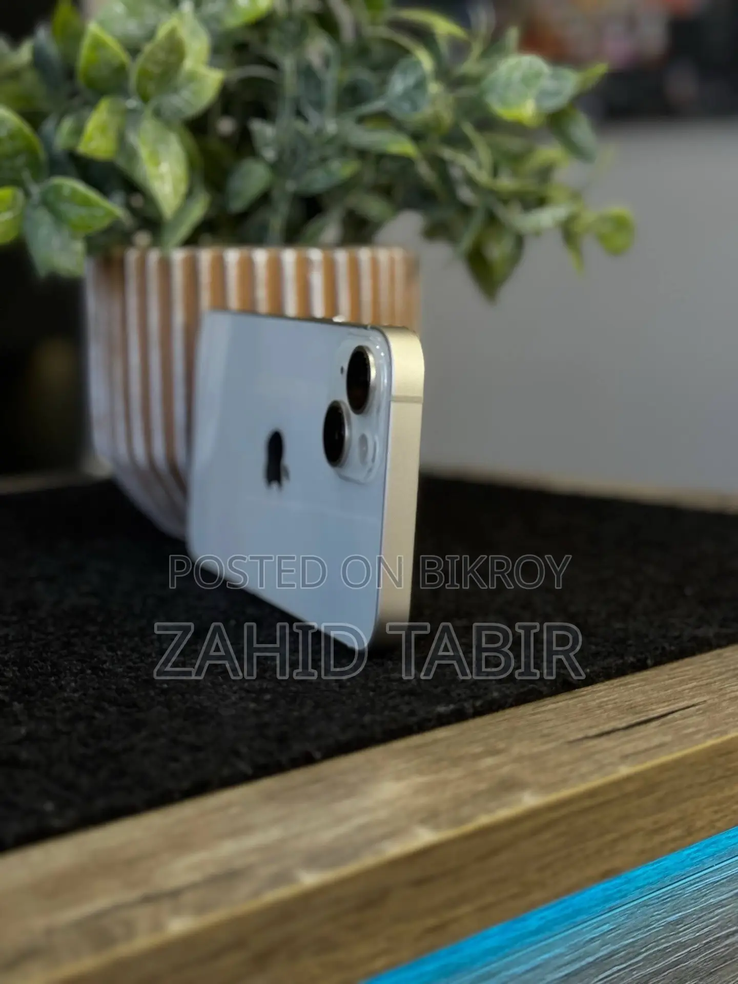 অ্যাপল আইফোন ১৪ ১২৮ জিবি হোয়াইট