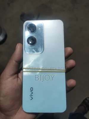 Vivo Y18 64 GB