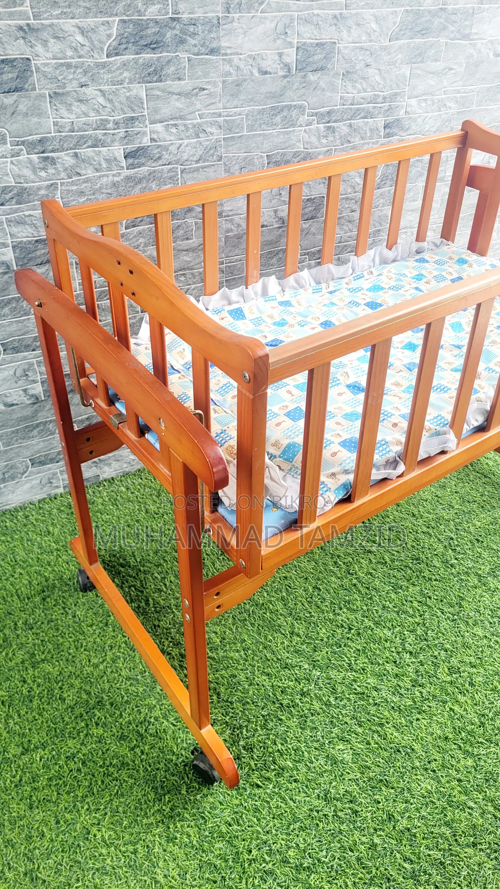 Used Wooden Baby Cot / Baby Crib for Sale