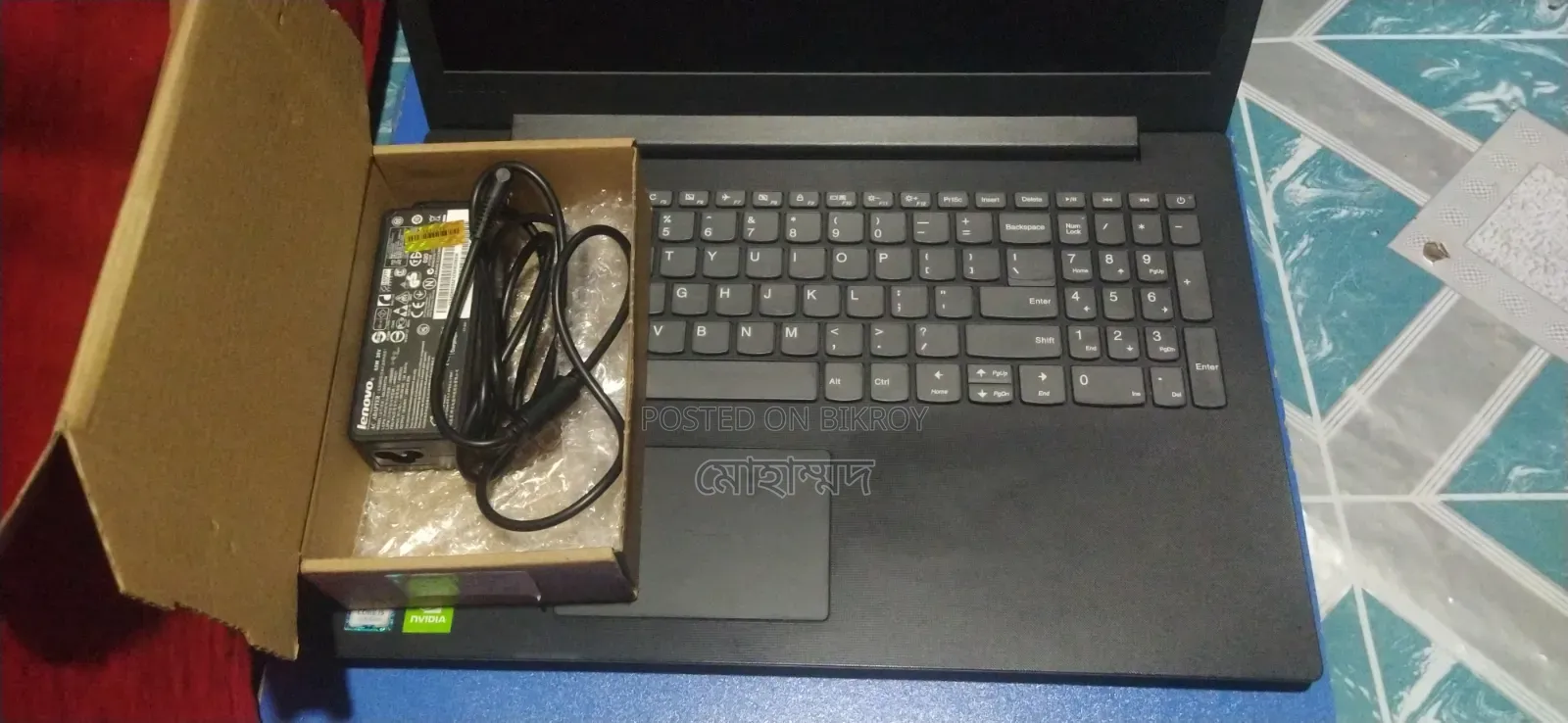Laptop Lenovo IdeaPad 330C 8GB Intel Core i5 HDD+SSD 256GB