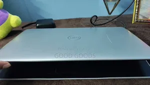 Laptop Dell Inspiron 15 3593 4GB Intel Core i3 SSD 1T