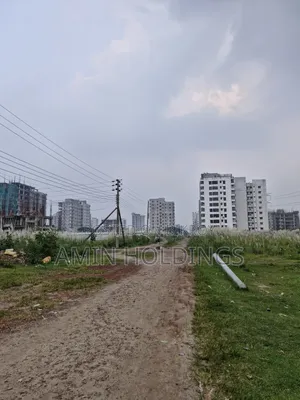 আফতাবনগর ব্লক এম সেক্টর ৫ রোড ৬ দক্ষিণ মুখি ৫ কাঠার প্লট বিক্রি হবে