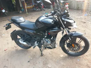 হিরো ড্যাশ ১২৫ ২০২৫ কালো