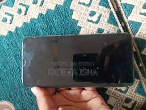 Vivo Y19 128 GB